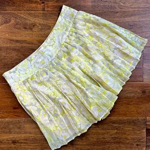 EUC Kimchi Blue Floral Ruffle Shorts